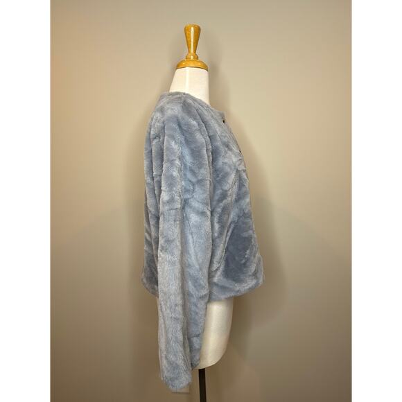 H&M Faux Fur Cropped Jacket Size Medium Oversized - Picture 5 of 10